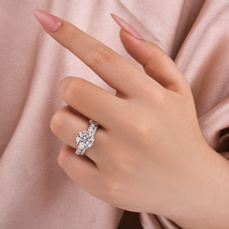 4.0Ct Round Cut White Gold Moissanite Diamond Wedding Ring