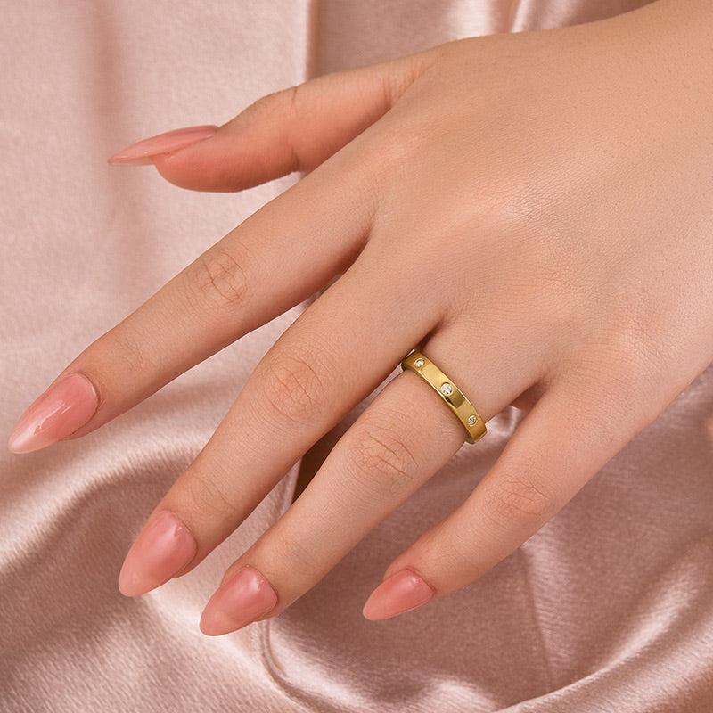 Ahabobo Moissanite Round Cut Yellow Gold Wide Wedding Band