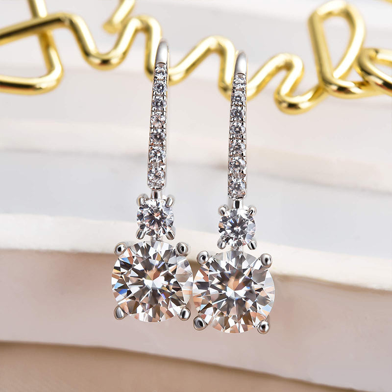 1.0Ct Moissanite Round Cut Stud Earrings
