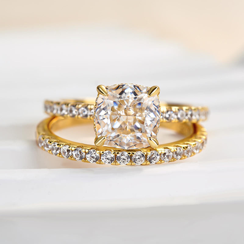 Excellent Cushion Cut Wedding Ring Set For Women In Sterling Silver