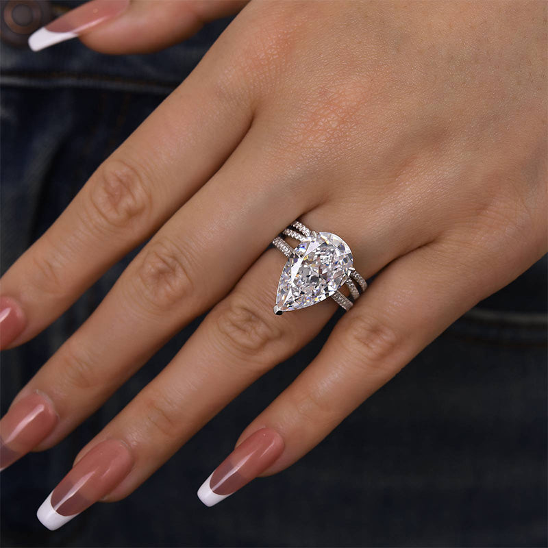 Ahabobo Excellent Crushed Ice Pear Cut Wedding set