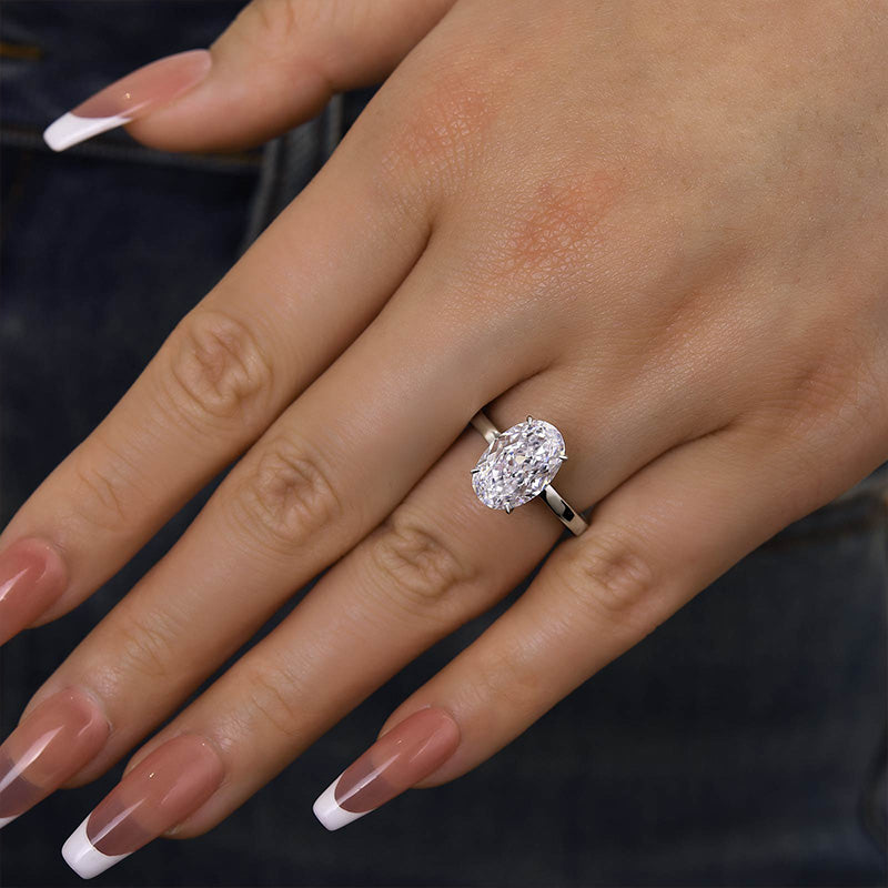Luxury Yellow Gold Crushed Ice Oval Cut Engagement Ring