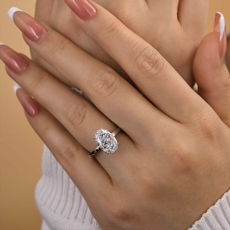 Luxury Yellow Gold Crushed Ice Oval Cut Engagement Ring