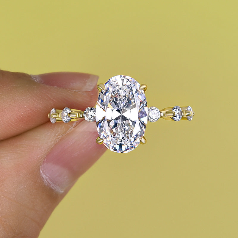 Elegant Oval Cut Engagement Ring In Sterling Silver