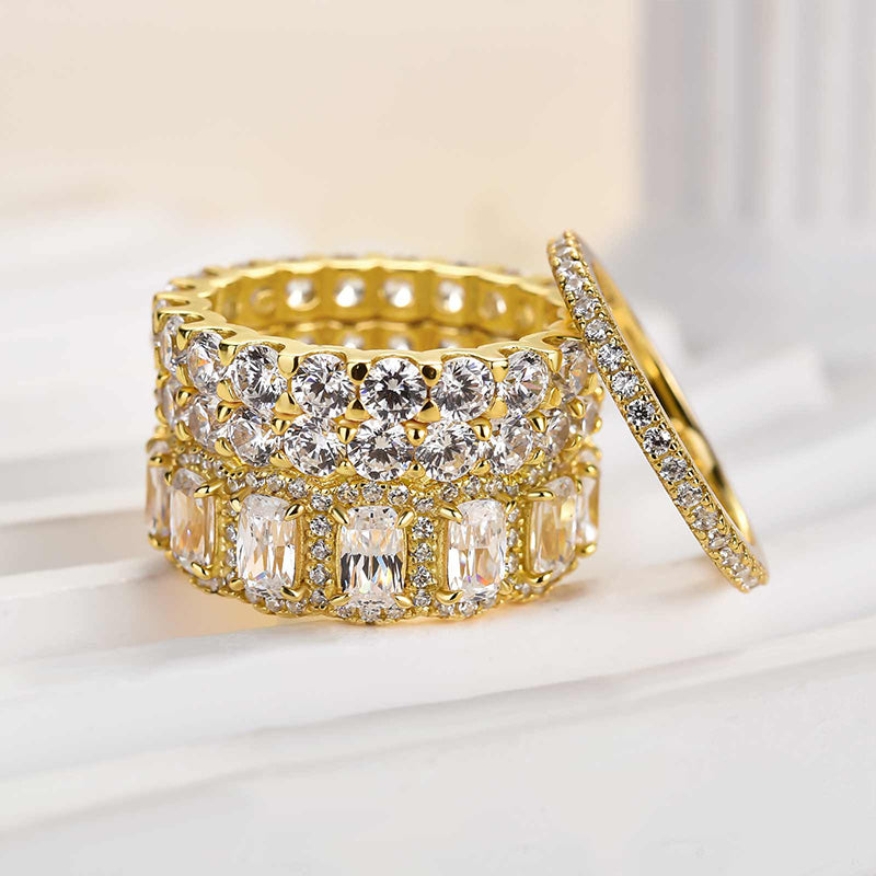 Luxurious Cushion Cut 4PC Wedding Band Set For Women In Sterling Silver