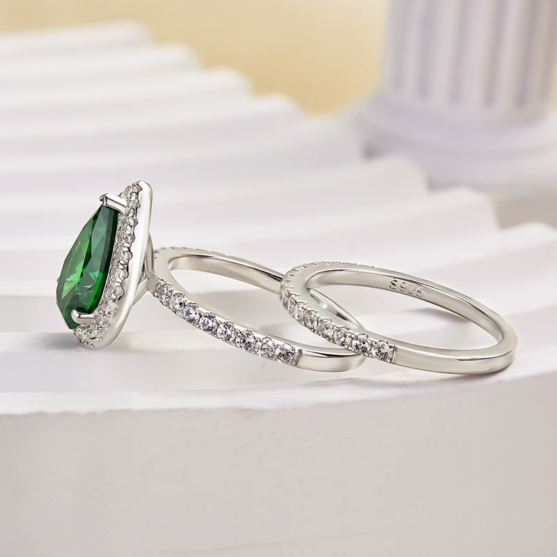 Simple 2.2 Carat Emerald Green Halo Pear Cut Wedding Set In Sterling Silver