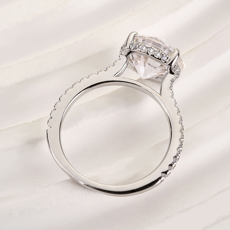 Ahabobo Classic Moissanite 4.0 Carat Round Cut Engagement Ring