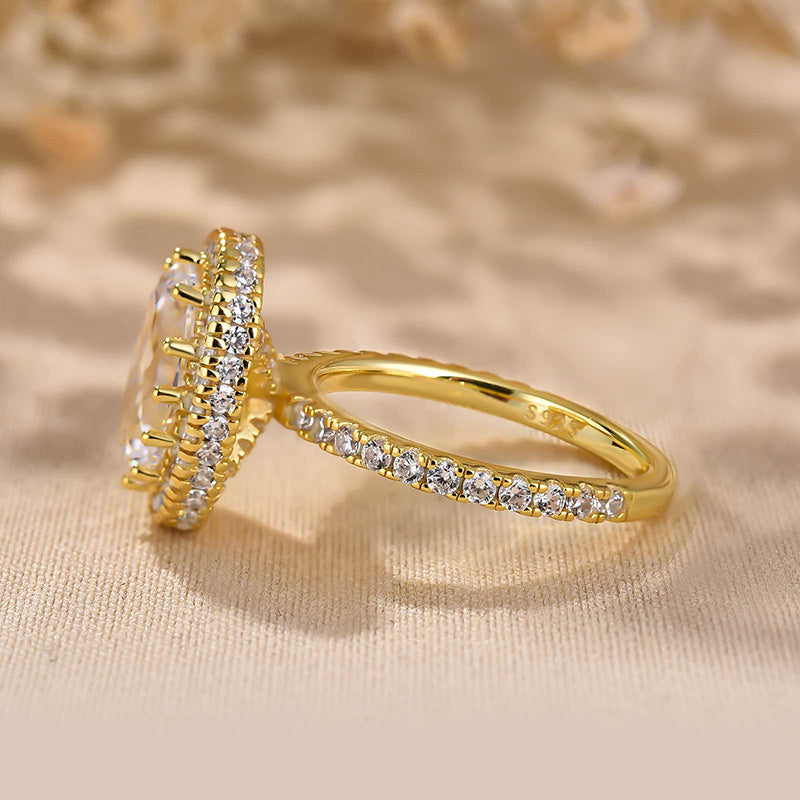 Ahabobo Excellent Halo Oval Cut Engagement Ring