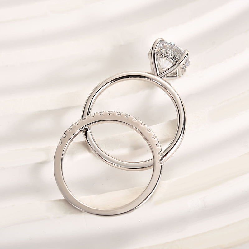 Classic Round Cut Simulated Diamonds Bridal Ring Set