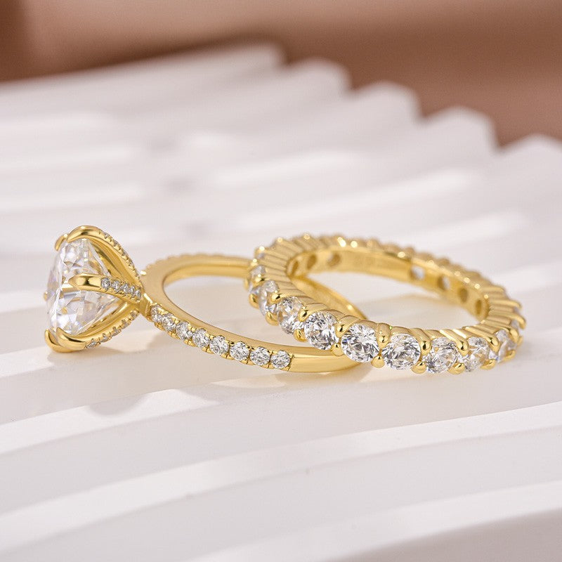 Moissanite 2.0Ct Round Cut Yellow Gold Wedding Ring Set