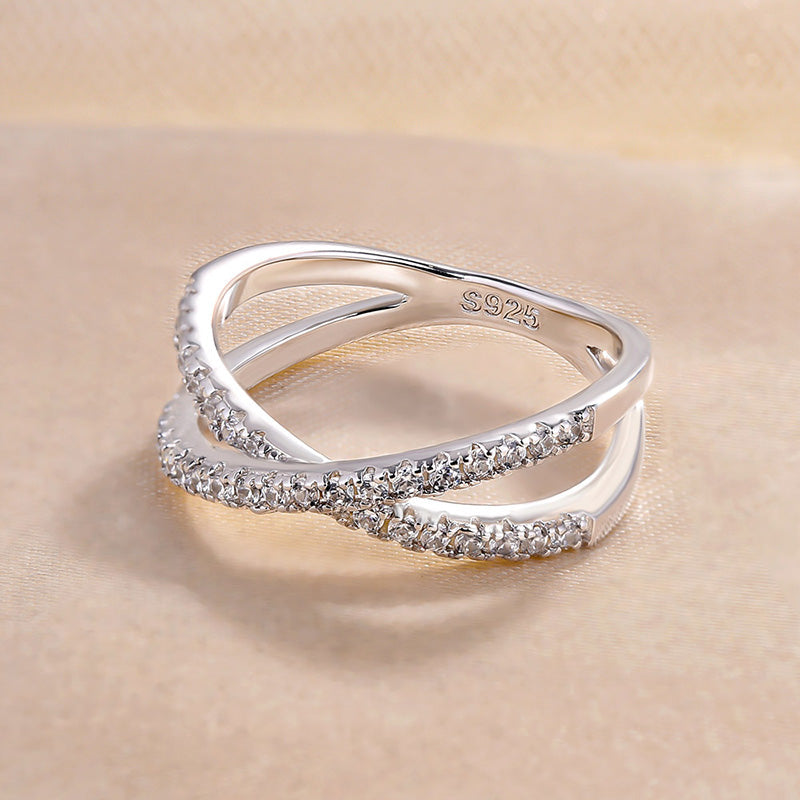 Ahabobo X Criss Cross Wedding Band