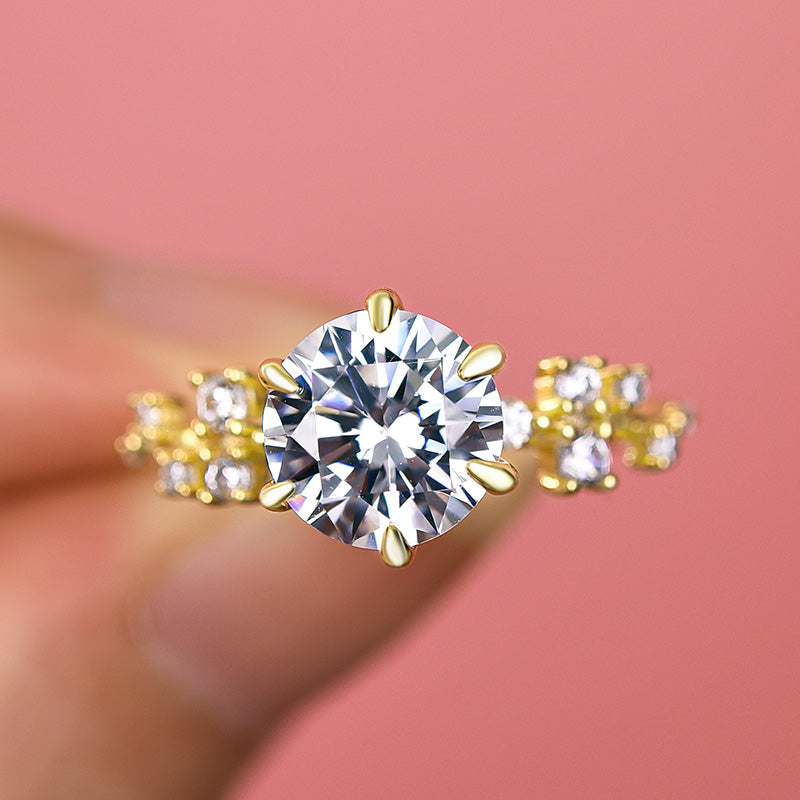 Exclusive 6 Prong Round Cut Engagement Ring