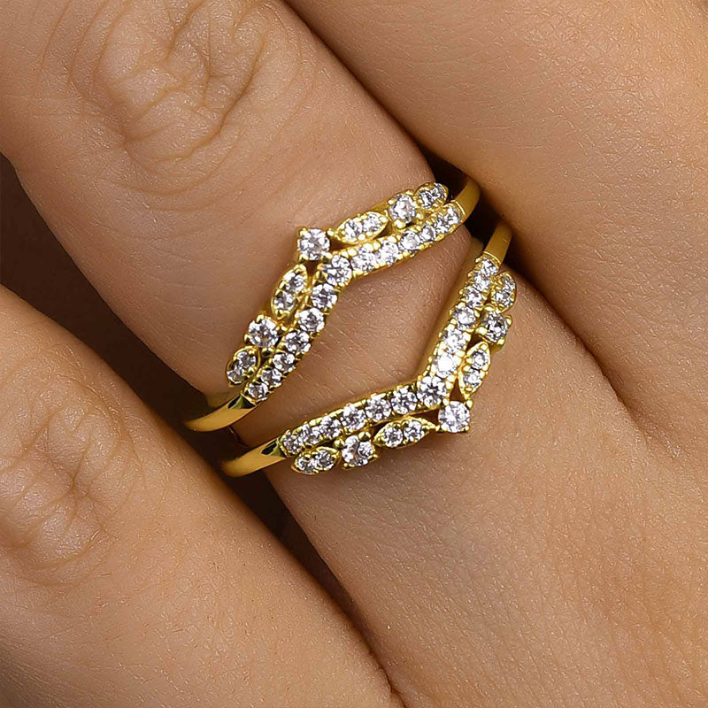 Special Round Cut Jacket Wedding Band For Women In Sterling Silver