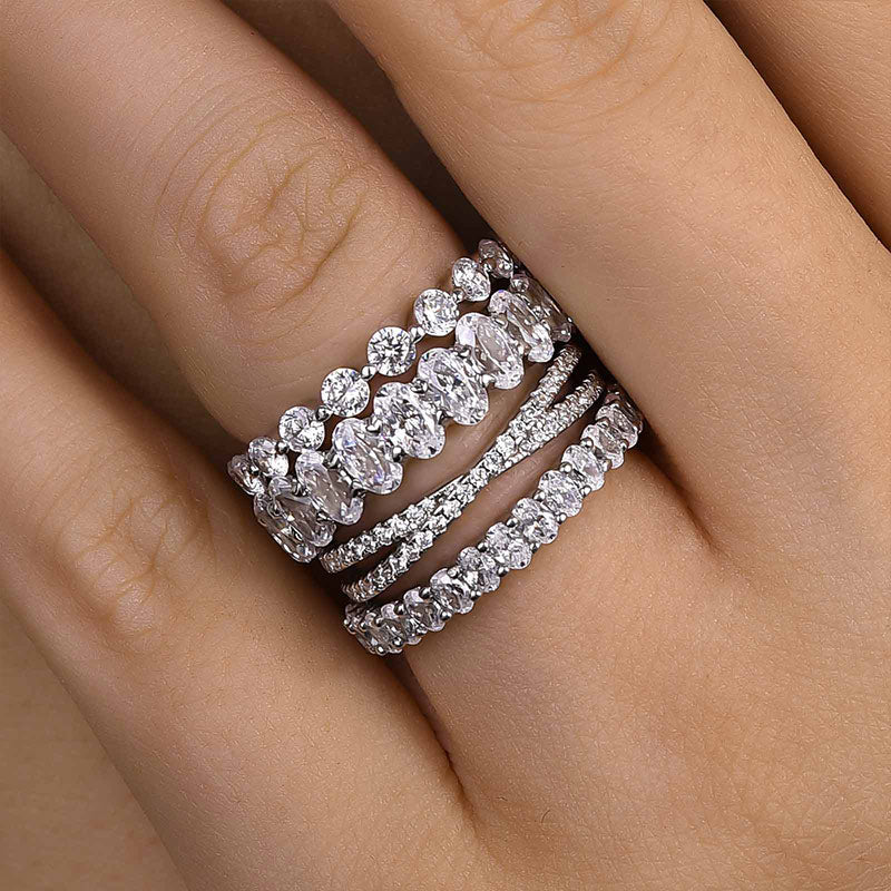 Luxurious Women's 4PC Stackable Wedding Band Set In Sterling Silver