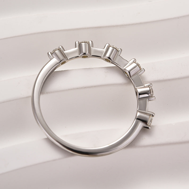 Ahabobo Moissanite 0.2 Ct Round Cut Women's Wedding Band