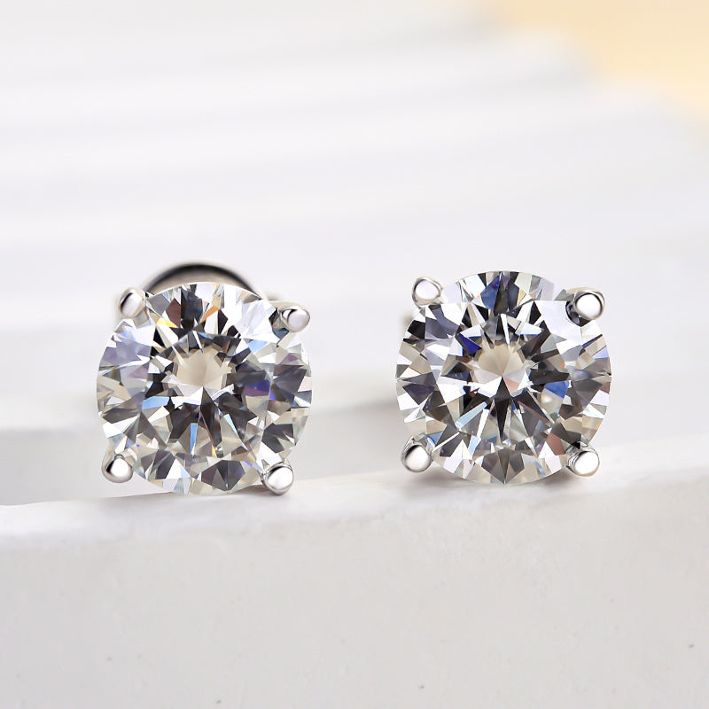 1.0Ct Moissanite Round Cut Stud Earrings In Sterling Silver