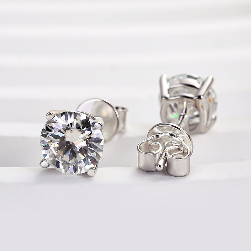 1.0Ct Moissanite Round Cut Stud Earrings In Sterling Silver