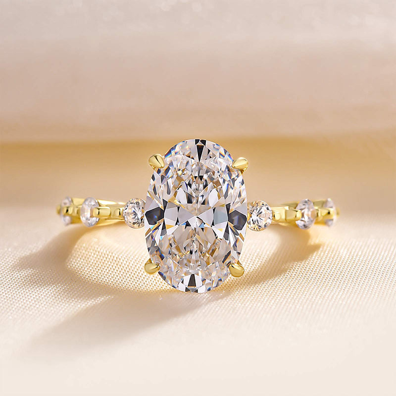 Elegant Oval Cut Engagement Ring In Sterling Silver