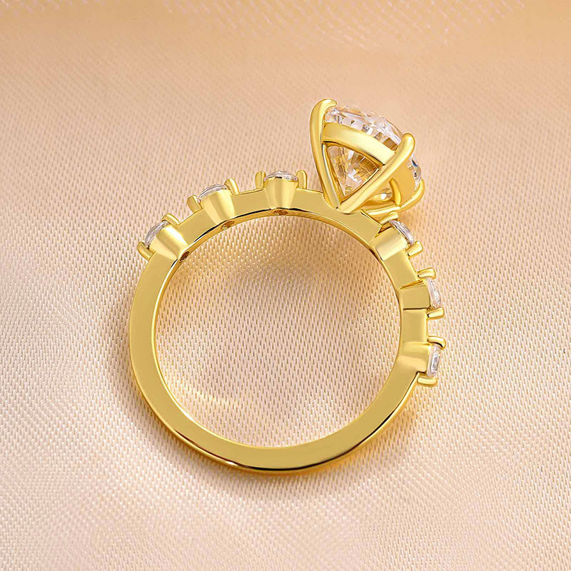 Elegant Oval Cut Engagement Ring In Sterling Silver
