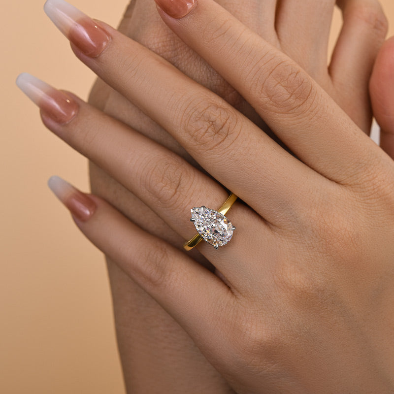 Gorgeous Two-Tone 4.0Ct Pear Cut Engagement Ring