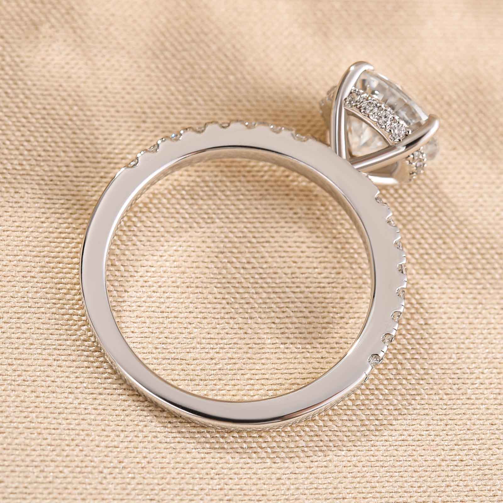 Classic Round Cut Engagement Ring for Her 4 prong In Sterling Silver