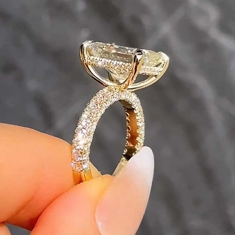 Honorable Yellow Gold Radiant Cut Engagement Ring