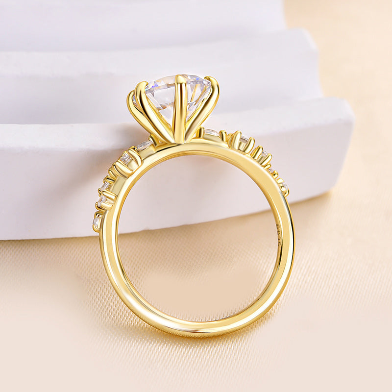 Exclusive 6 Prong Round Cut Engagement Ring