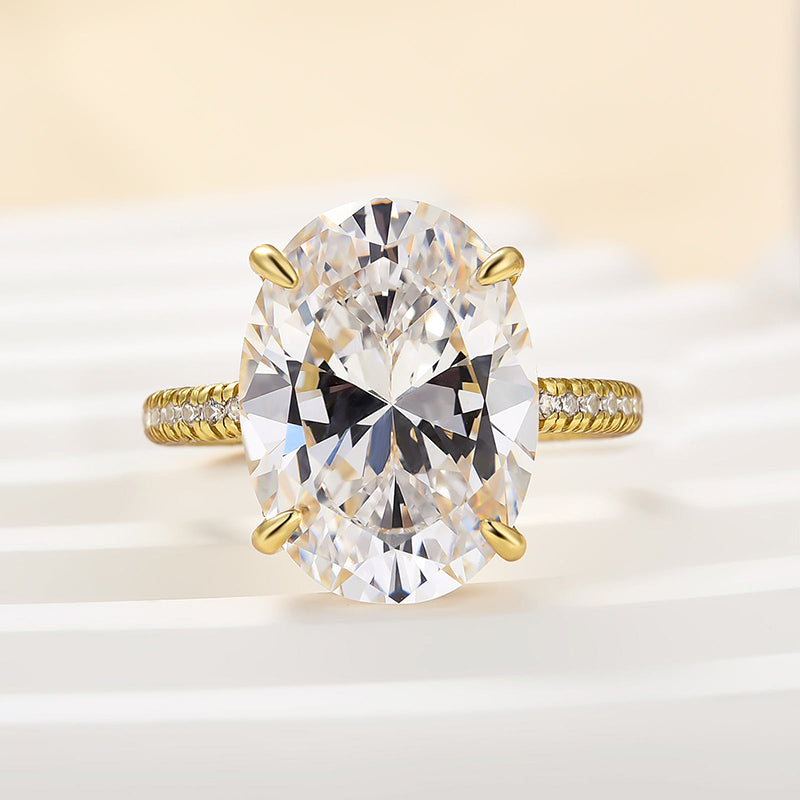 Excellent Oval Cut Sona Simulated Diamond Engagement Ring