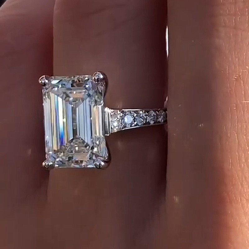 Ahabobo Captivating Emerald Cut Engagement Ring
