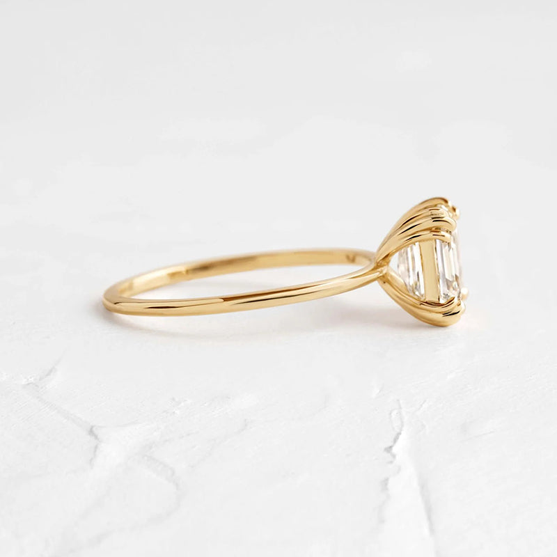 Dainty Asscher Cut Women's Engagement Ring