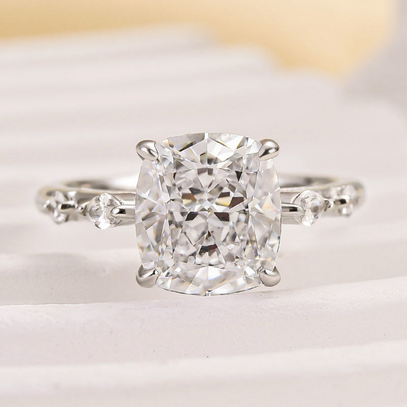 Ahabobo Exquisite Crushed Ice Cushion Cut Engagement Ring