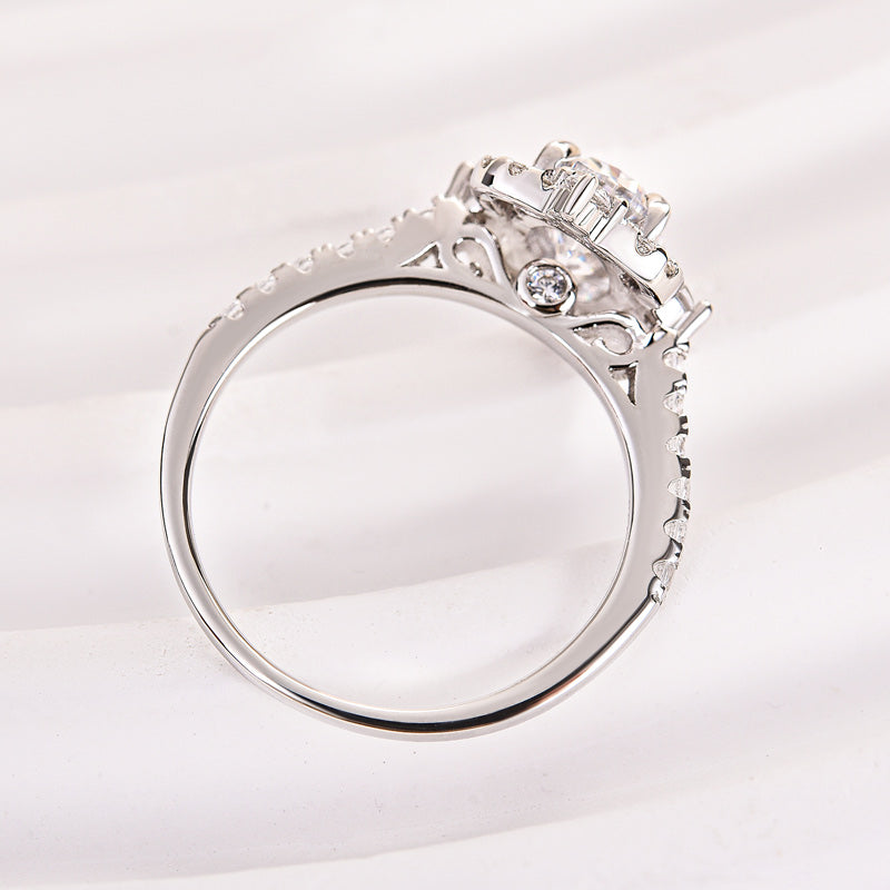 Ahabobo Vintage Halo Oval Cut Engagement Ring