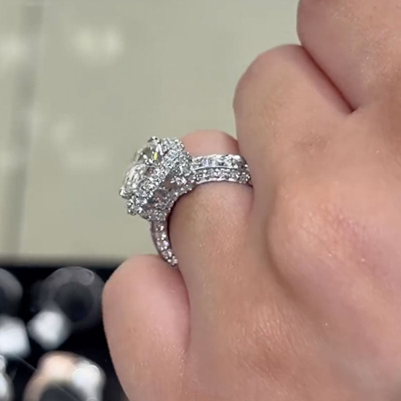 Ahabobo Beautiful Halo 3.0Ct Oval Cut White Gold Travel Ring