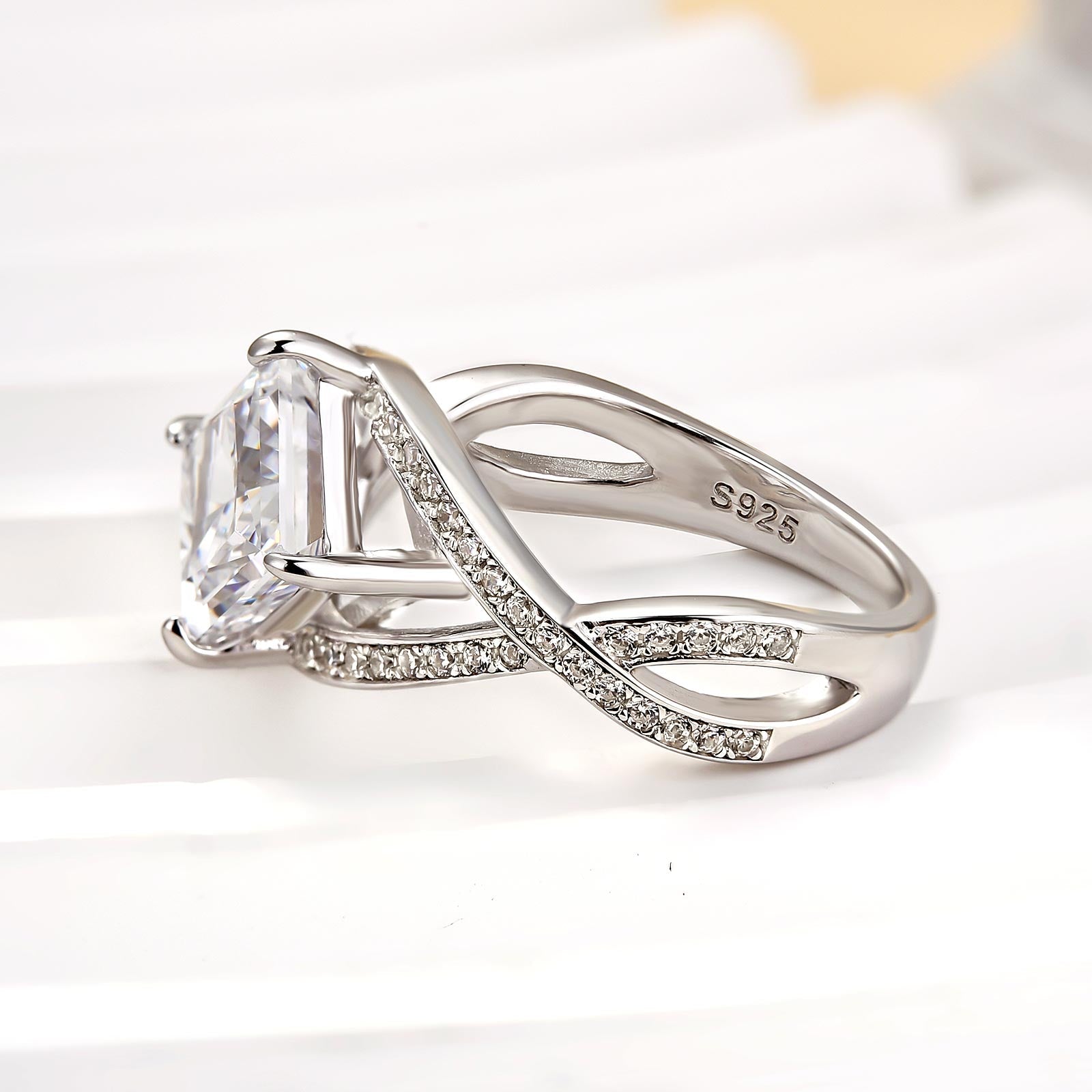 Ahabobo Unique 2.0 Carat Princess Cut Engagement Ring For Women