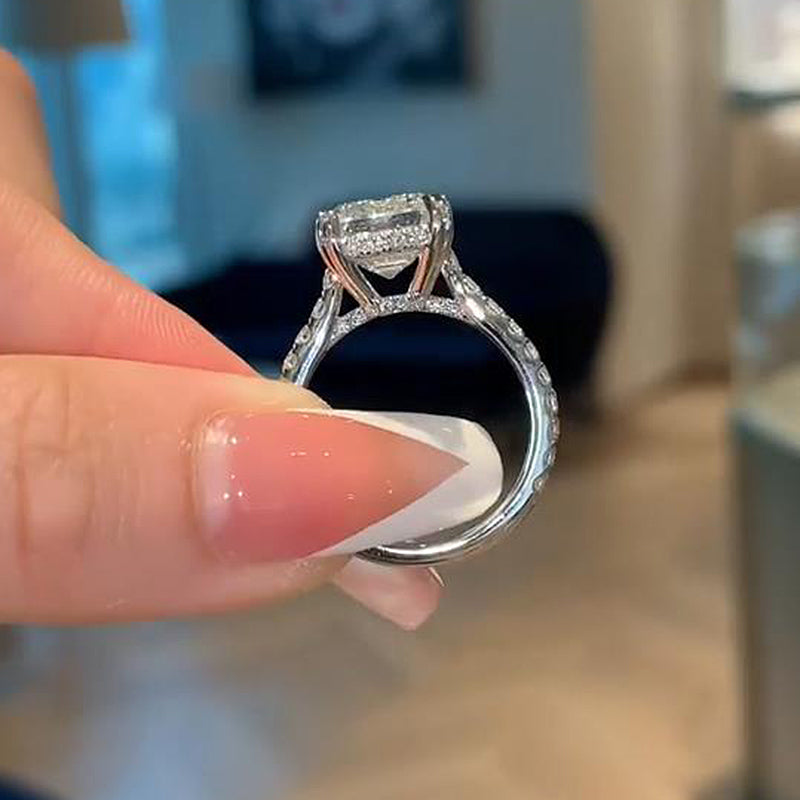 Stunning 4.5 Ct Emerald Cut Engagement Ring