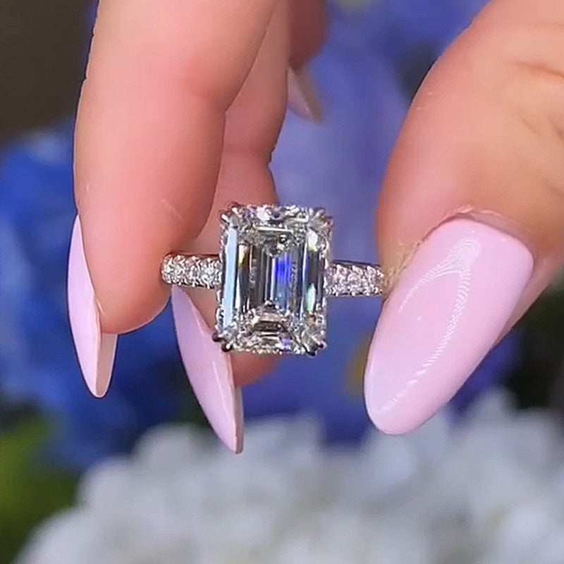 Stunning 4.5 Ct Emerald Cut Engagement Ring