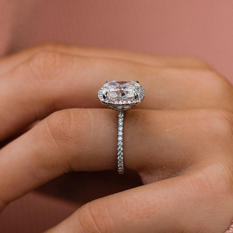 Luxurious Halo Cushion Cut Sona Simulated Diamond Engagement Ring In Sterling Silver