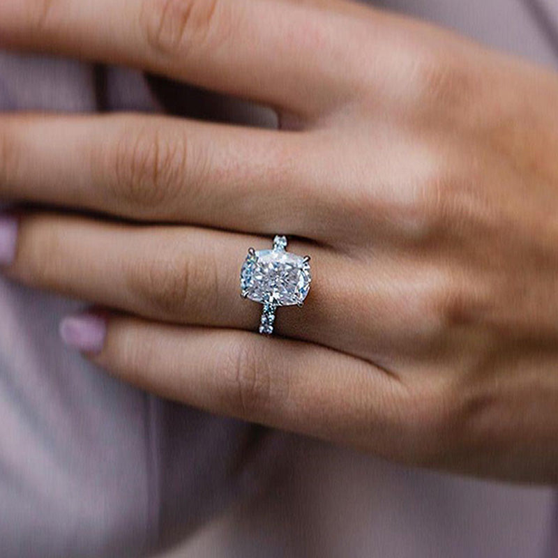 Elegant Cushion Cut Engagement Ring For Women In Sterling Silver