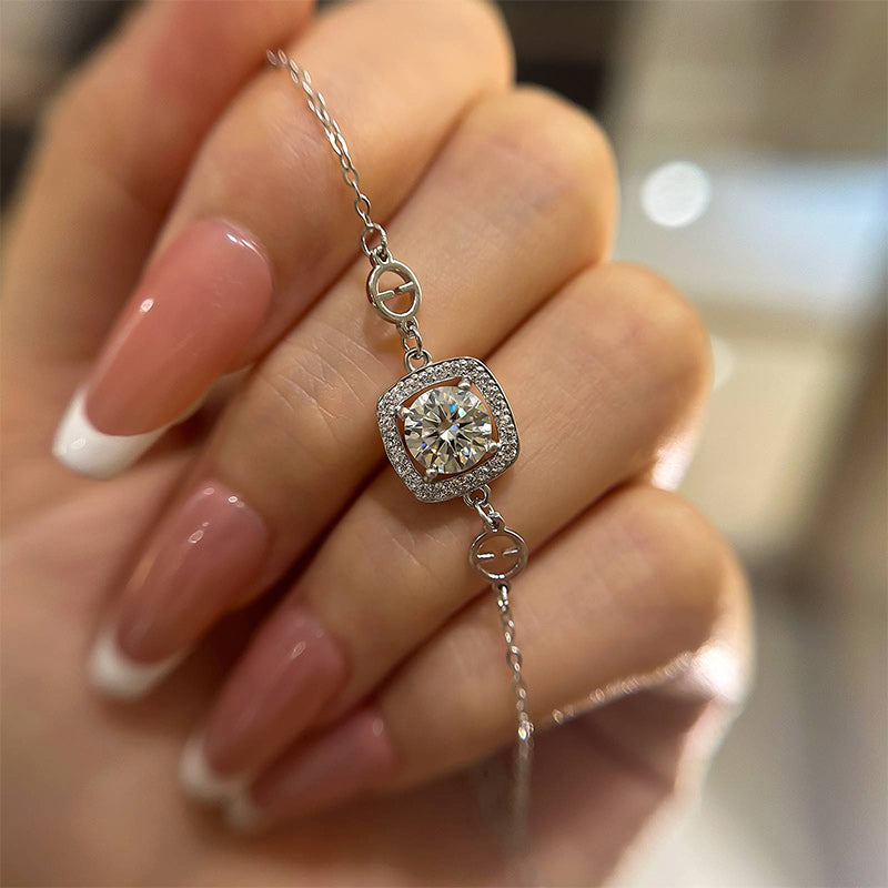 Moissanite Halo Round Cut Bracelet