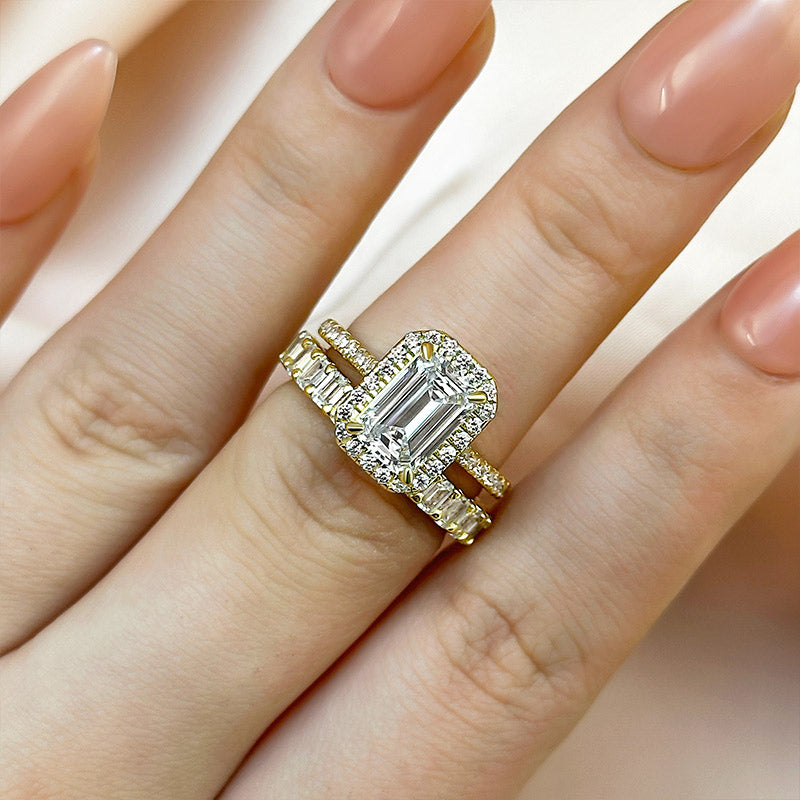 Ahabobo Noble Halo Emerald Cut Wedding Ring Set