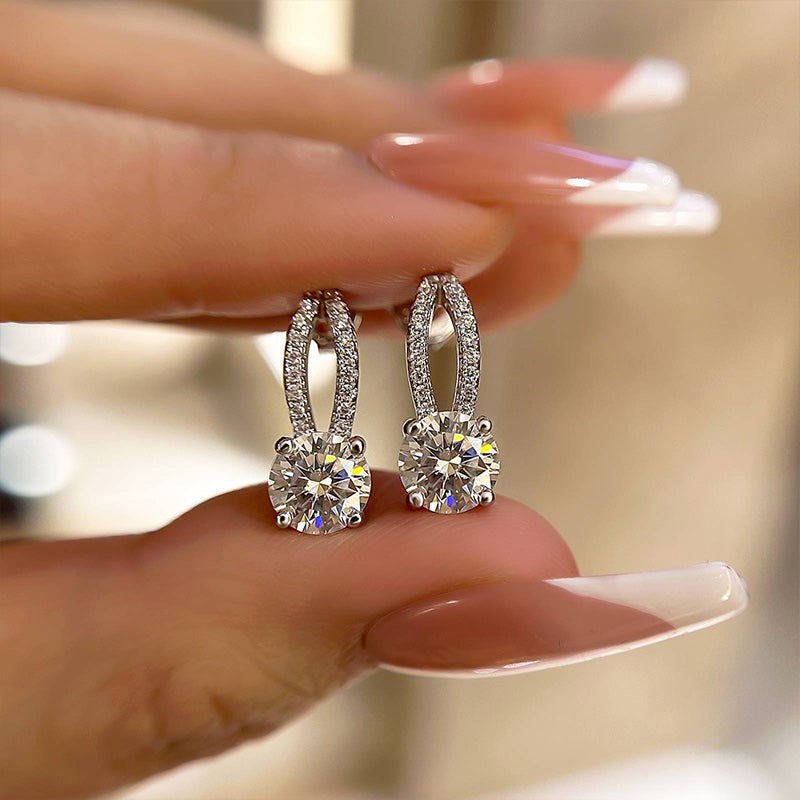 1.0Ct Moissanite Exclusive Round Cut Stud Earrings