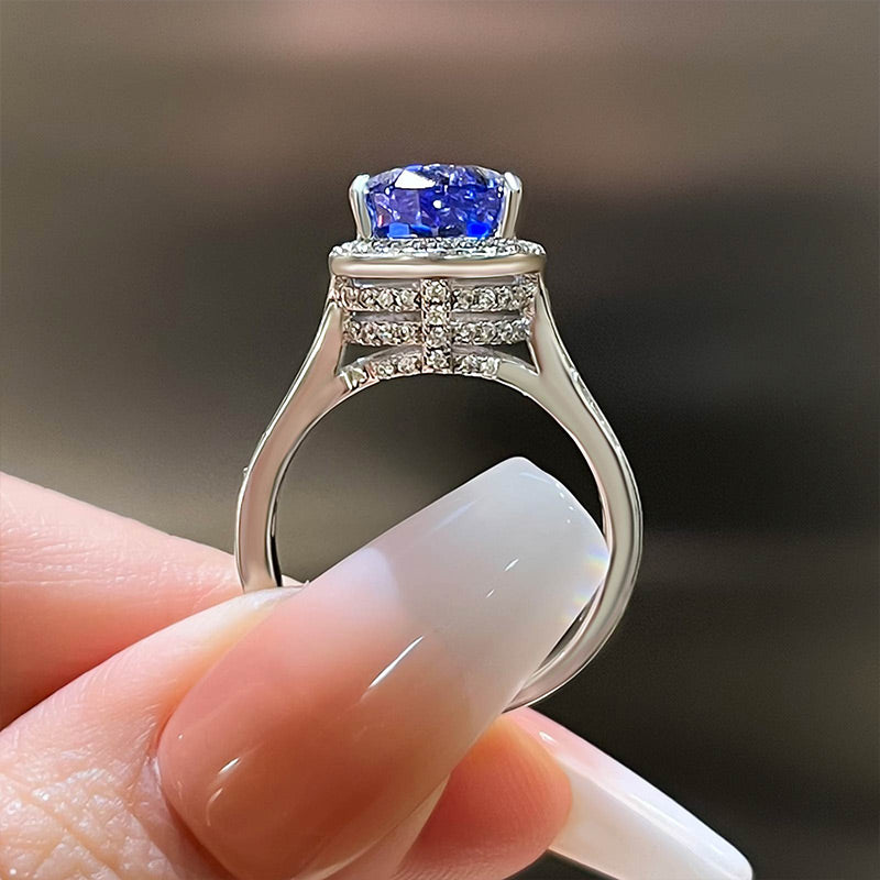 Luxury Aquamarine Blue 4.0 Carat Pear Cut Engagement Ring In Sterling Silver