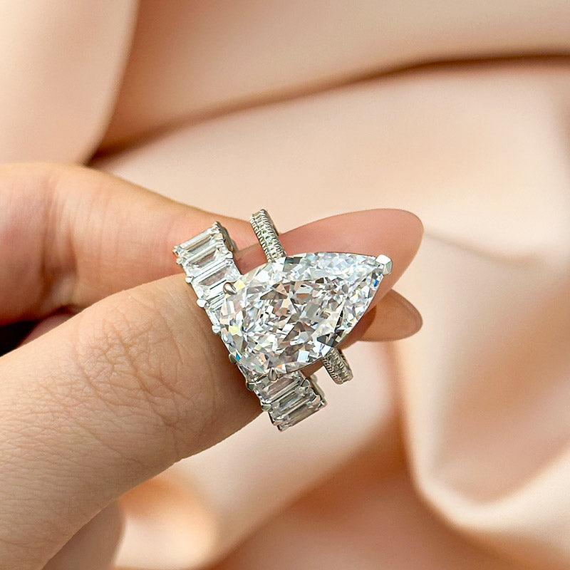 Ahabobo Classic 8.0 Carat Pear Cut Wedding Ring Set With Emerald Cut Wedding Band
