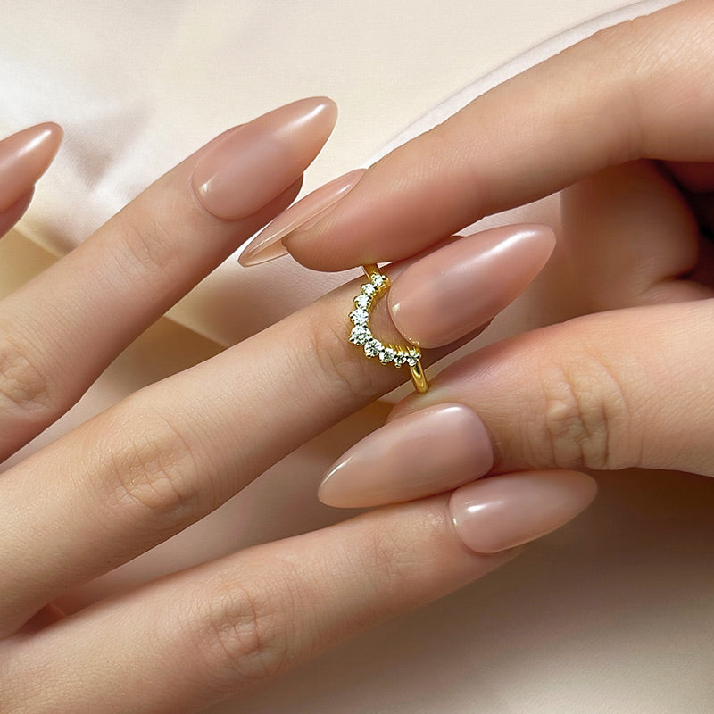 Ahabobo Unique Round Cut Women's Wedding Band