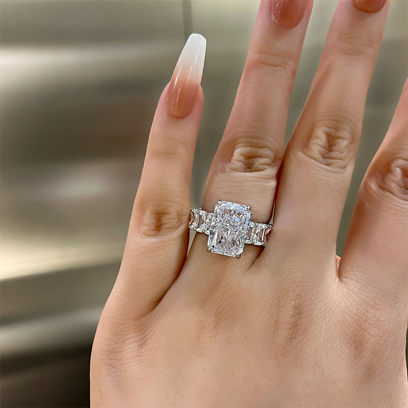 Gorgeous Radiant Cut Engagement Ring For Women In Sterling Silver