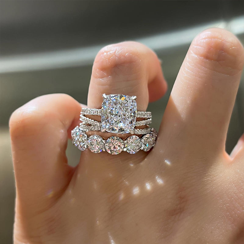 Luxurious Cushion Cut 3PC Wedding Ring Set In Sterling Silver