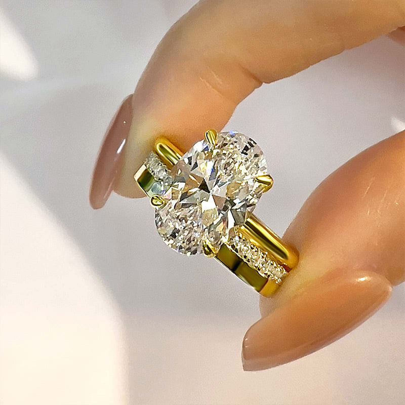 Ahabobo Timeless Yellow Gold Oval Cut Wedding Ring Set