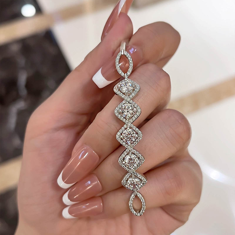 Gorgeous Halo Round Cut Bracelet For Women In Sterling Silver