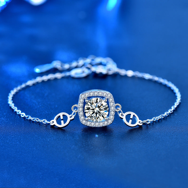 Moissanite Halo Round Cut Bracelet