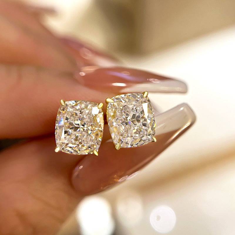 2.0Ct Moissanite Cushion Cut Women's Stud Earrings In Sterling Silver